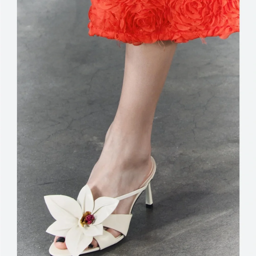 Zara Women's Floral Mules Heels Open Pointed Toe Stilettos. Size 9 - Picture 7 of 7